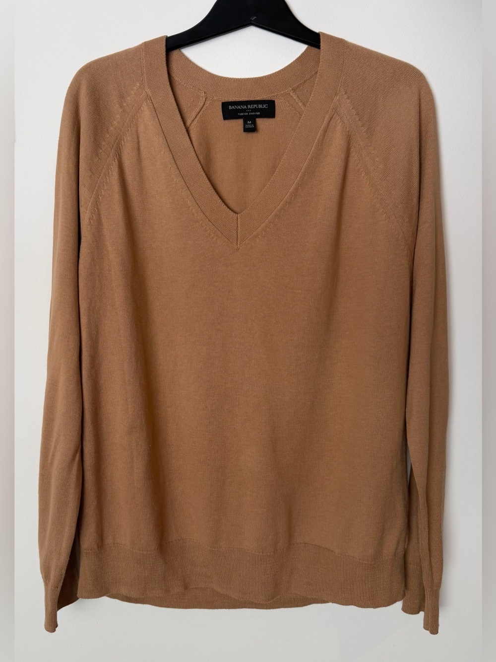 Banana Republic V-Neck Sweater - Camel